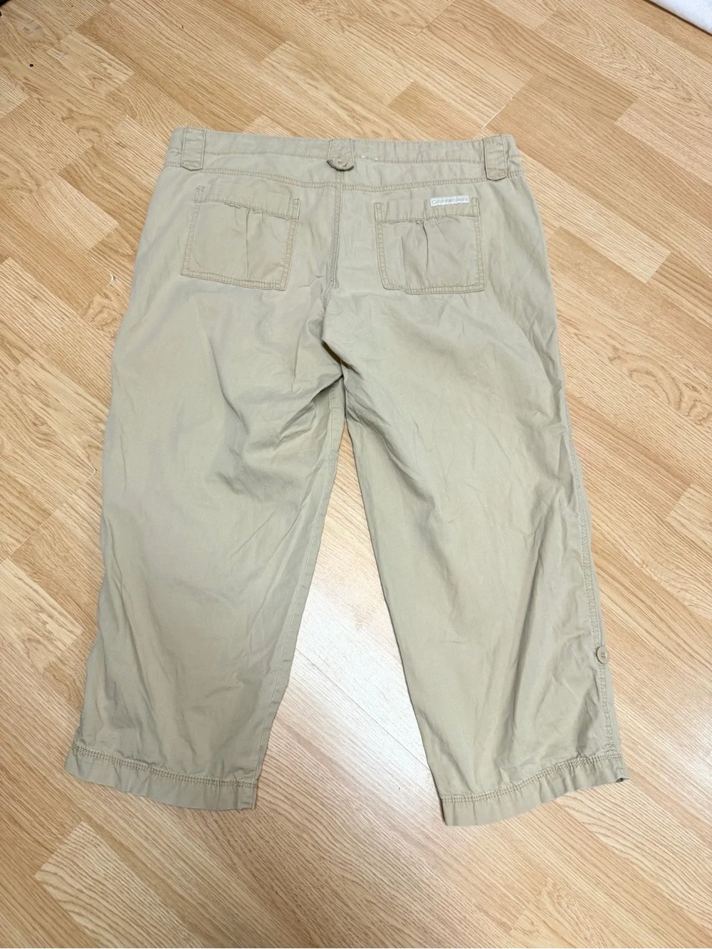 Calvin Klein Jeans Size 14 Khaki Cotton Cargo Capri Pants Roll Tab Casual